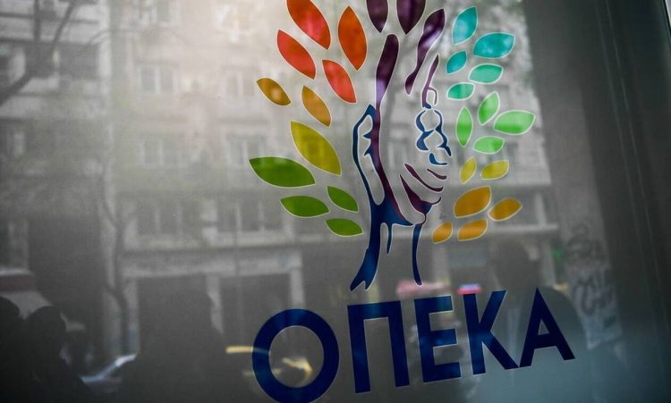 ΟΠΕΚΑ: Ποια επιδόματα καταβάλλονται την τελευταία ημέρα του Μαρτίου