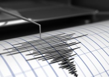 Κάθε 5′ λεπτά κι ένας σεισμός