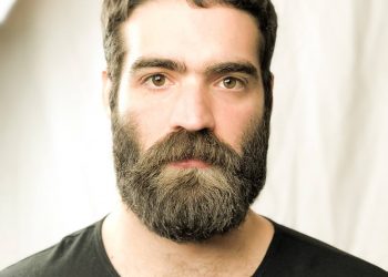 Ο Τρικαλινός Γιώργος Τσιαντούλας στην “Τούρτα της μαμάς”