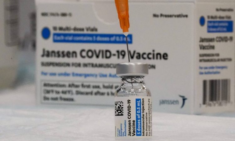 Mονοδοσικό εμβόλιο Johnson & Johnson: Στην Ελλάδα σήμερα οι πρώτες 33.600 δόσεις