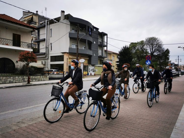Στις κοινωνικές δομές του Δ. Τρικκαίων η υφυπουργός Εργασίας Δόμνα Μιχαηλίδου