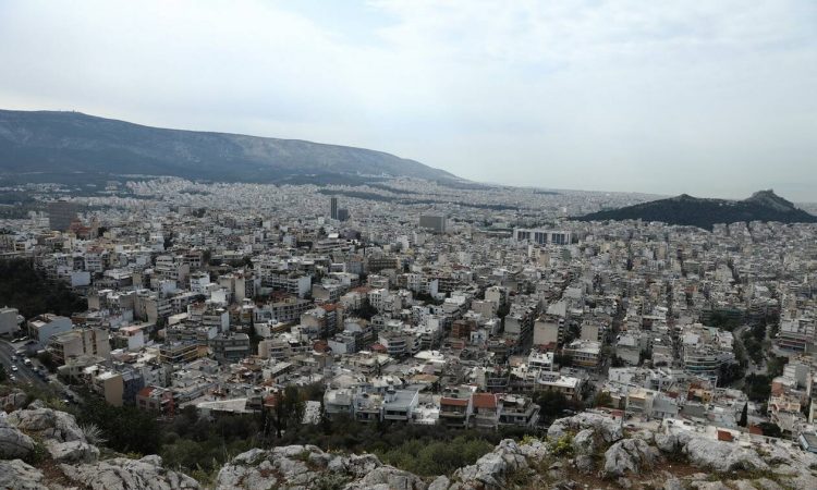 Καιρός τώρα: Συννεφιασμένη η Μεγάλη Τετάρτη με νέα άνοδο της θερμοκρασίας – Πού θα βρέξει