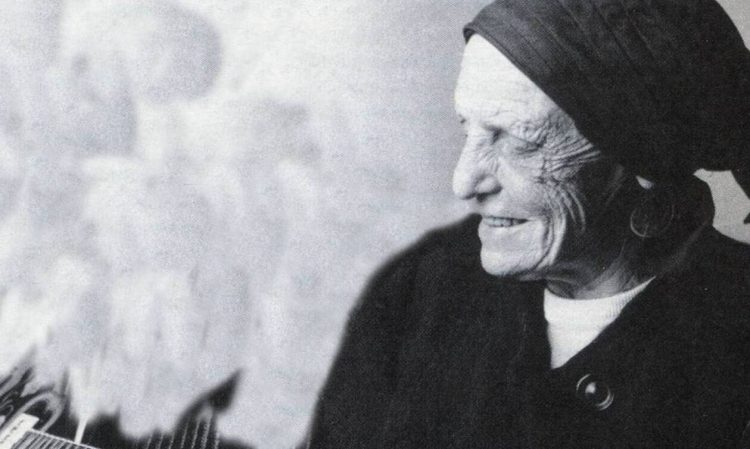 Ευτυχία Παπαγιαννοπούλου: Η «εθνική» μας στιχουργός – Το διαζύγιο, ο τζόγος & οι μεγάλες συνεργασίες
