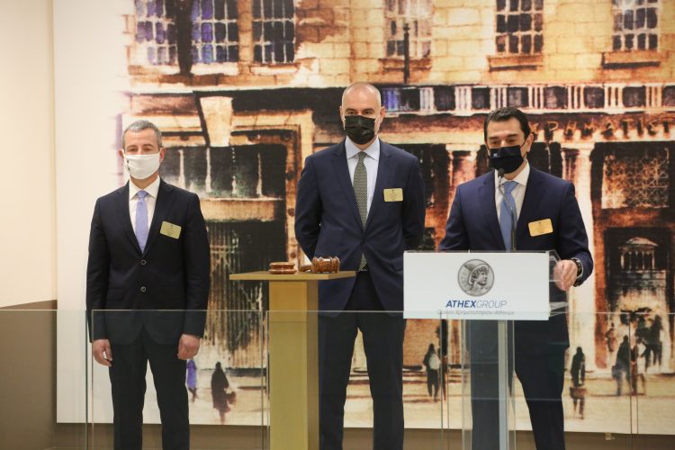Την έναρξη της εβδομάδας ενέργειας κήρυξε στο Χρηματιστήριο ο Υπουργός Περιβάλλοντος και Ενέργειας, Κώστας Σκρέκας