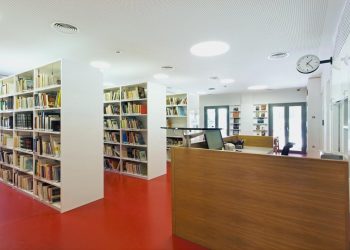 Ευχαριστούν την Βιβλιοθήκη Καλαμπάκας
