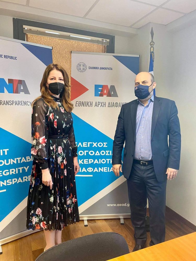 Κατερίνα Παπακώστα-Παλιούρα: “H διαφάνεια αποτελεί ουσιαστικό πυλώνα της δημοκρατίας”