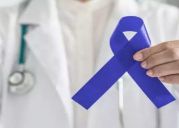 Αν είστε πάνω από 45, κάντε εξέταση γι’ αυτόν τον καρκίνο, λένε οι ειδικοί