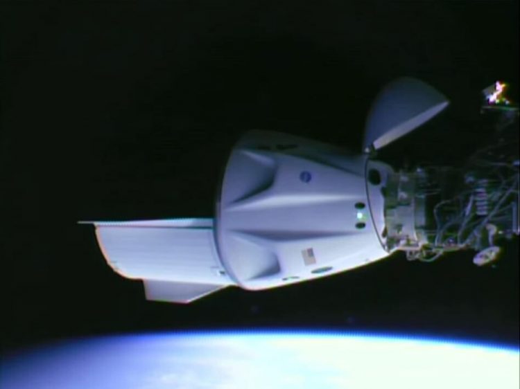 SpaceX: Ο πύραυλος κατάφερε επιτέλους να προσγειωθεί – Δείτε το βίντεο