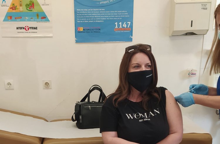 Οι Τρικαλινοί προσήλθαν στα εμβολιαστικά κέντρα ακόμη και τις μέρες του Πάσχα