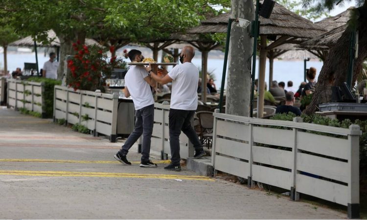 Αναστολές Μαΐου: Δύο «κόφτες» στα κριτήρια επιλεξιμότητας – Έως 12 Μαΐου οι δηλώσεις