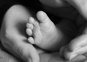 Απίστευτο: Γυναίκα στο Μάλι γέννησε εννιάδυμα!