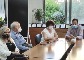 Υποδομές επαγγελματικής εκπαίδευσης σε συνάντηση στο Δημαρχείο Τρικάλων
