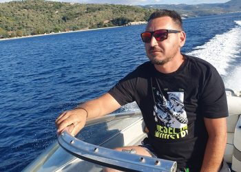 Θρήνος στα Τρίκαλα: Έφυγε από τη ζωή ο 43χρονος Μάκης Κωφός-Νοσηλευόταν στη ΜΕΘ Covid-19