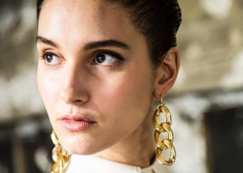 Φτιάξτε την DIY μάσκα για όλους τους τύπους επιδερμίδας