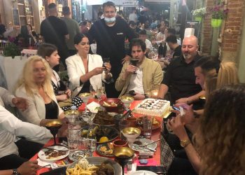 Είχαν λείψει τα «Μεζεδοκαμώματα» στους Τρικαλινούς