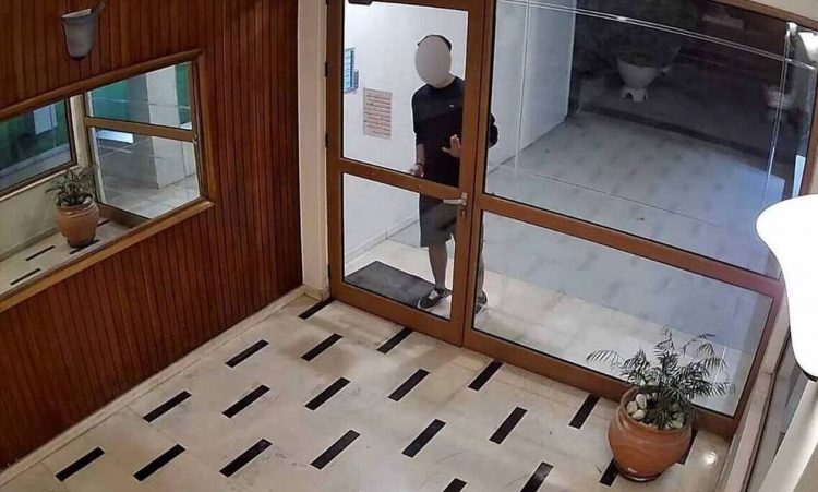 Νέα Σμύρνη: «Έχω ένα βίτσιο» είπε ο 22χρονος που συνελήφθη για την παρενόχληση της κοπέλας