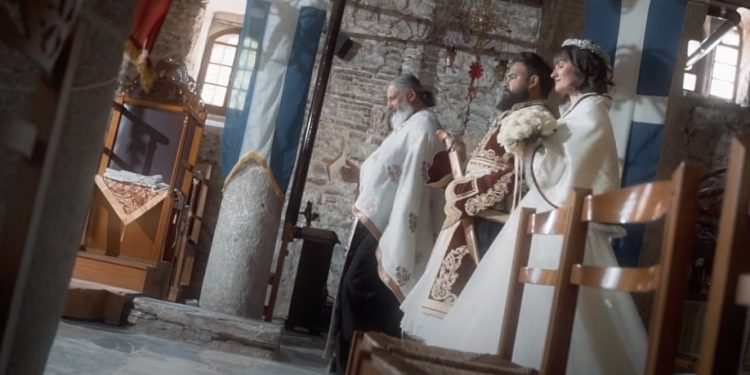 Ο Γάμος της Χρονιάς! Ζευγάρι από τα Τρίκαλα τιμά τα 200 Χρόνια από την Ελληνική  Επανάσταση – TrikalaView
