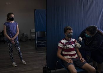 Εμβόλιο Pfizer: Ο ΕΜΑ ανακοινώνει την χορήγηση του σε παιδιά ηλικίας 12-15 ετών
