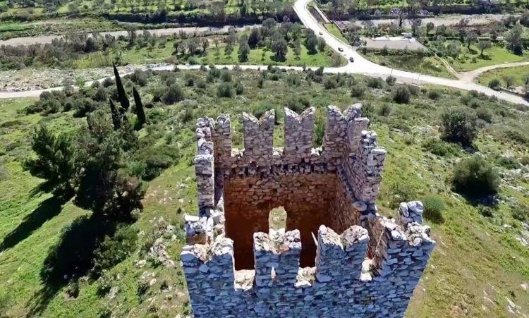 Oι άγνωστοι δίδυμοι πύργοι της Ελλάδας