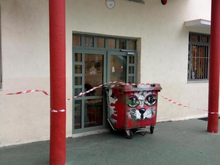 Βόλος: Έπεσε πόρτα σε σχολείο και πλάκωσε 40χρονη καθαρίστρια