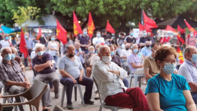 Ξεσηκωμός για να μην περάσει το αντεργατικό έκτρωμα το μήνυμα από τη συγκέντρωση του ΚΚΕ
