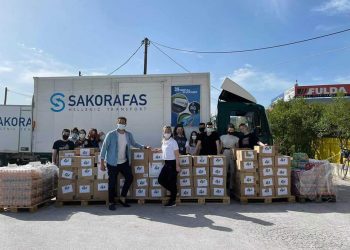 Τρικαλινοί πρόσφεραν αγάπη και χαρά σε δεκάδες παιδιά σε όλη τη Θεσσαλία και φέτος το Πάσχα