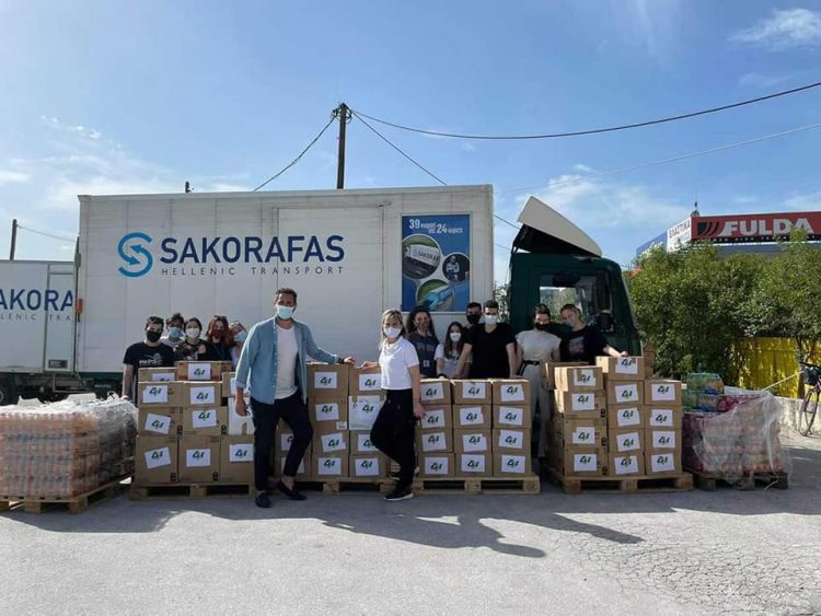 Τρικαλινοί πρόσφεραν αγάπη και χαρά σε δεκάδες παιδιά σε όλη τη Θεσσαλία και φέτος το Πάσχα