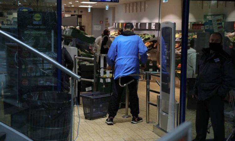 Ανοιχτά σήμερα καταστήματα και σούπερ μάρκετ – Τι ώρα ανοίγουν και τι ώρα κλείνουν
