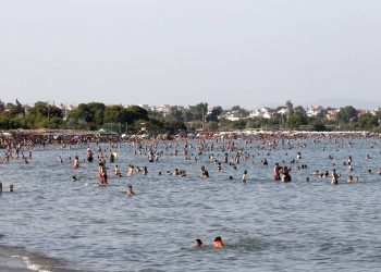 Καιρός: Στα ύψη ξανά η θερμοκρασία – Νέος καύσωνας διαρκείας από σήμερα