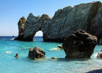 Αυτές είναι οι πιο επικίνδυνες παραλίες της Ελλάδας