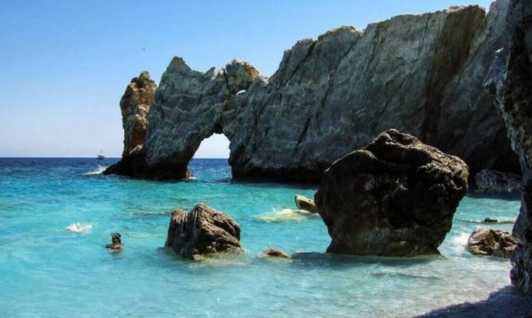 Αυτές είναι οι πιο επικίνδυνες παραλίες της Ελλάδας