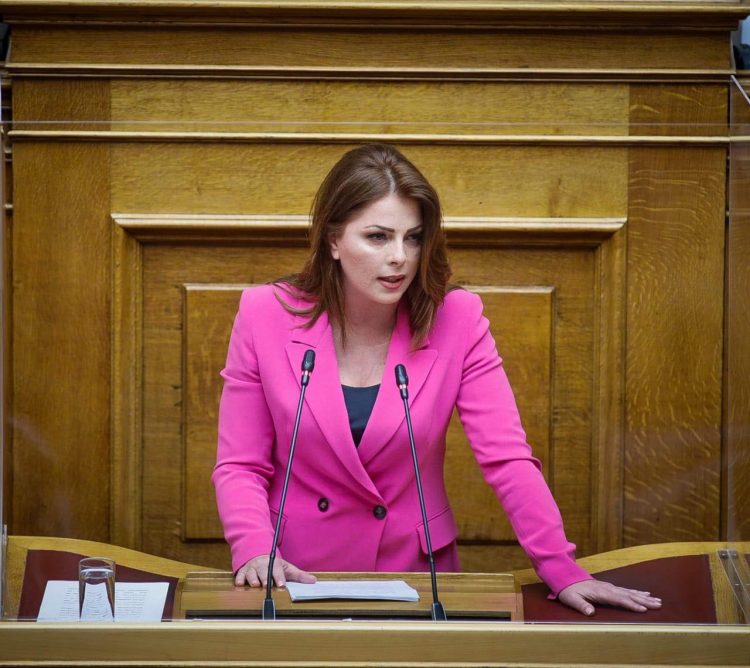 Παπακώστα-«Φιλεργατική επανάσταση» ή «φιλεργατικός λαϊκισμός» , ως όχημα φθηνής επικοινωνιακής πολιτικής;