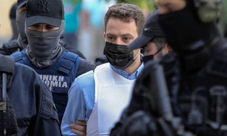 Γλυκά Νερά: Στην Εισαγγελία ανηλίκων ο δικηγόρος της οικογένειας της Καρολάιν – Τα ερωτηματικά