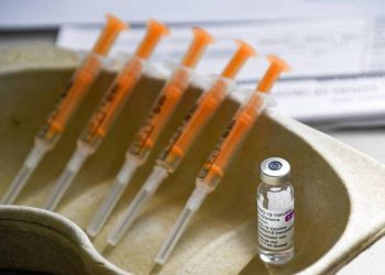 Εμβόλιο Astrazeneca: Τι πρέπει να κάνουν όσοι θέλουν να αλλάξουν την δεύτερη δόση – Ποιους αφορά