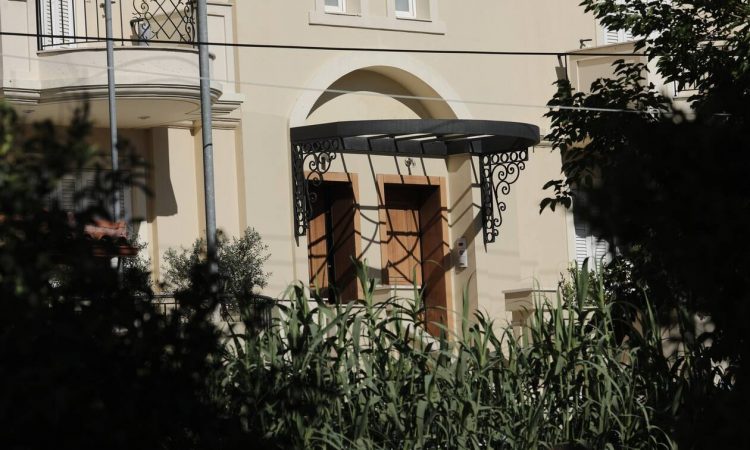 Γλυκά Νερά: «Ηταν προσχεδιασμένη η δολοφονία της Καρολάιν, καλός ηθοποιός ο Μπάμπης»