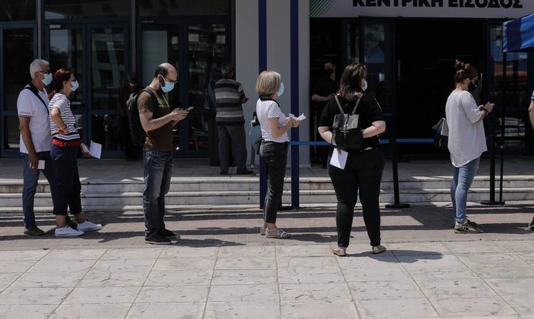 Υποχρεωτικός εμβολιασμός: Ποιες ομάδες θα ακολουθήσουν μετά τους υγειονομικούς