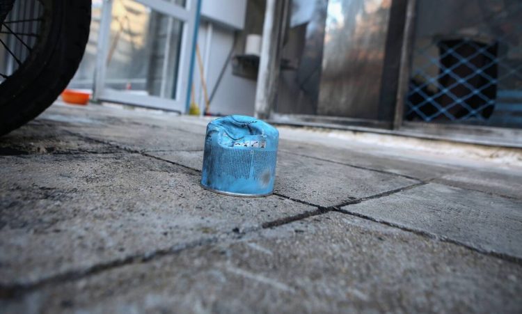 Γκαζάκια στο σπίτι του Γιάννη Πρετεντέρη