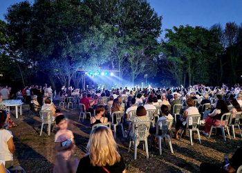 Μουσική γιορτή – αφιέρωμα στον μεγάλο τρικαλινό στιχουργό, Κώστα Βίρβο στην παραλία “Ζάχαρη”