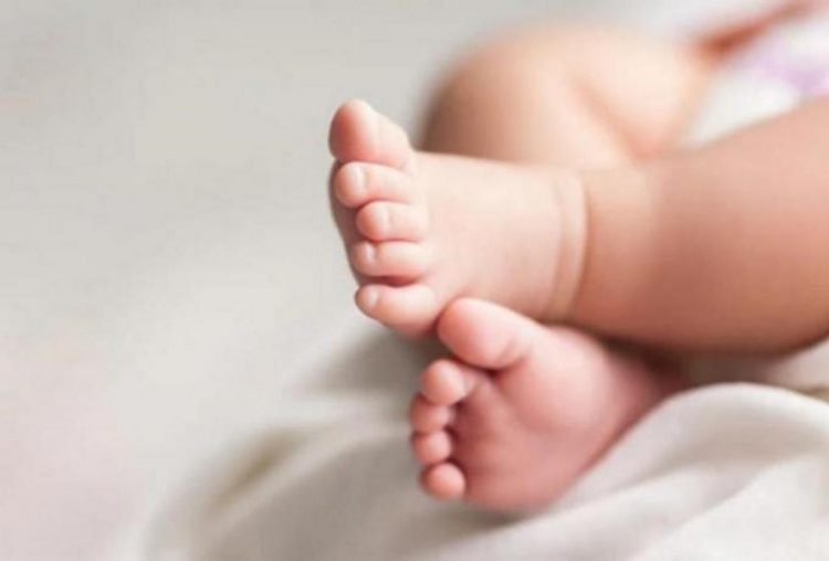 Σοκ: Βρέφος μόλις δύο ημερών κατέληξε στο Πανεπιστημιακό Λάρισας!