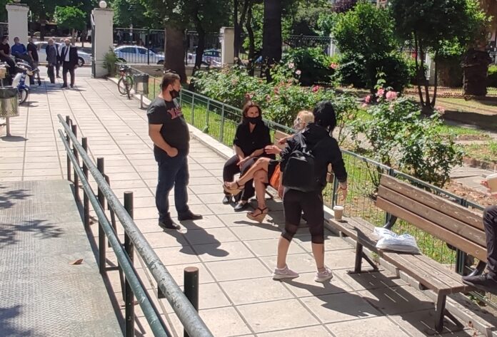 Νέα κατοικία και αρχή για τον μικρό Γιωργάκη και τους παππούδες του στον Βόλο