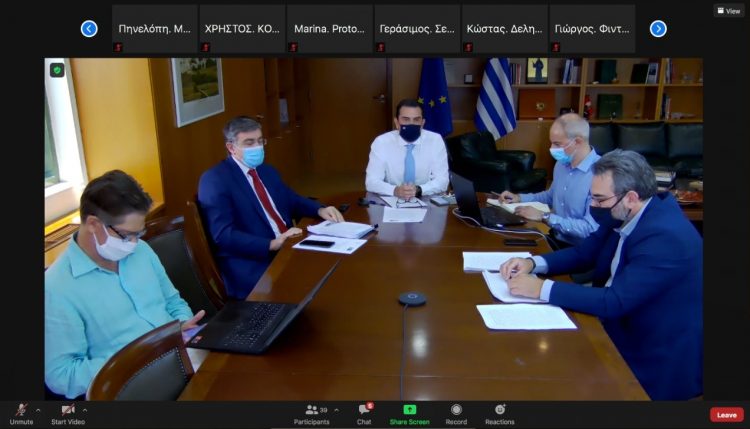 “Σηκώνει τα μανίκια” ο Σκρέκας για τη διαχείριση των αποβλήτων: “H ανακύκλωση και η κυκλική οικονομία θα γίνουν αναπόσπαστο κομμάτι της καθημερινότητας μας”