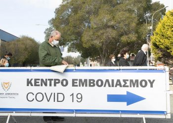 Οι πρώτες Κινητές Μονάδες Εμβολιασμού στη χώρα από 5η ΥΠΕ και Περιφέρεια Θεσσαλίας, σε πόλεις και χωριά