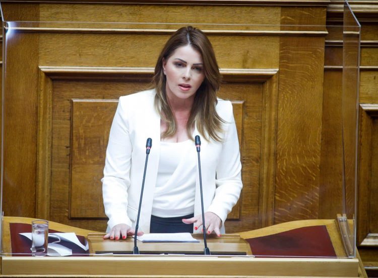 Παπακώστα στην Βουλή για το Πόρισμα της Προκαταρκτικής κατά του Ν. Παππά: «Ο ένοχος φοβάται την δικαστική κρίση, ο δε αθώος την επιδιώκει!»