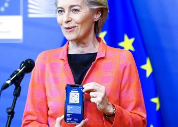 Γερμανία: Κενά ασφαλείας στα πιστοποιητικά εμβολιασμού – Το σύστημα είναι ευάλωτο σε χάκερ