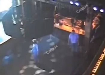 Τρομακτικό δυστύχημα στη Ρωσία: Οθόνη 200 κιλών «έλιωσε» 35χρονη που γιόρταζε τα γενέθλιά της