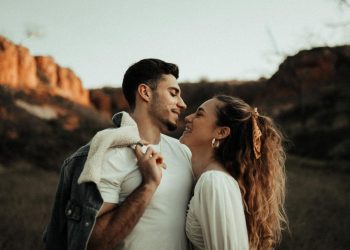 Τα ζώδια που πιστεύουν στον παντοτινό έρωτα