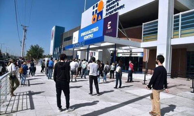 Εμβολιασμός παιδιών: Γιατί άναψε «πράσινο φως» για εμβόλια κορονοϊού σε εφήβους ηλικίας 15-17 ετών