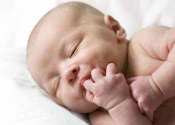 Δέκα πράγματα που πρέπει να γνωρίζετε για τη φροντίδα του μωρού