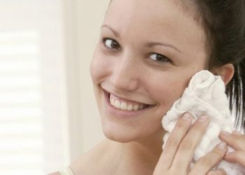 Φυσικές μάσκες για τέλεια επιδερμίδα με απλά υλικά
