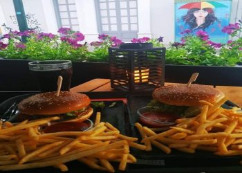 2 EXTREME BURGERS ΣΤΗΝ ΤΙΜΗ ΤΟΥ 1 ΣΤΑ GOODY’S BURGER HOUSE